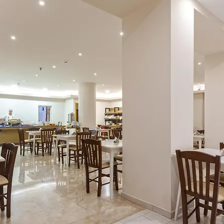 Africa Hotel 2*