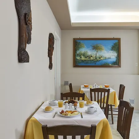 Africa Ξενοδοχείο 2*
