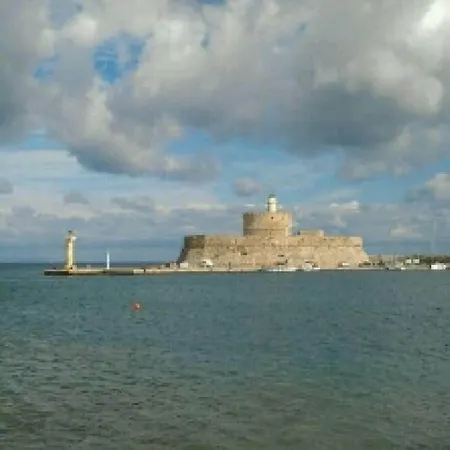 Africa Ξενοδοχείο 2*
