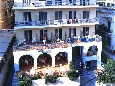 Ξενοδοχείο Africa 2*