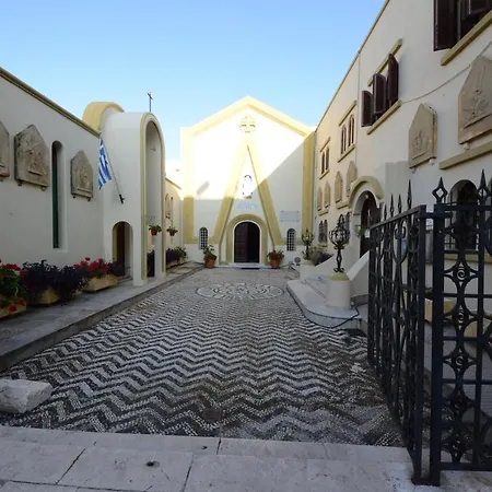 Africa 2* Rhodes City