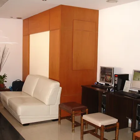 Готель Africa Rhodes City