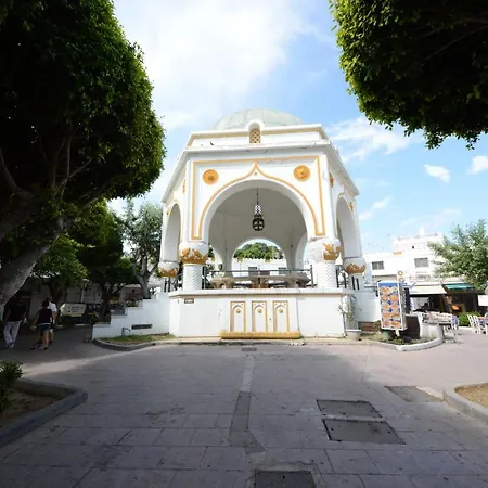 Africa Готель Rhodes City