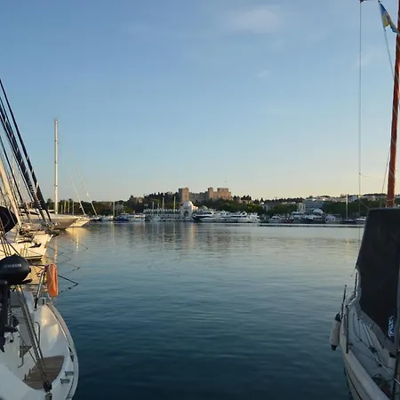 Готель Africa Rhodes City